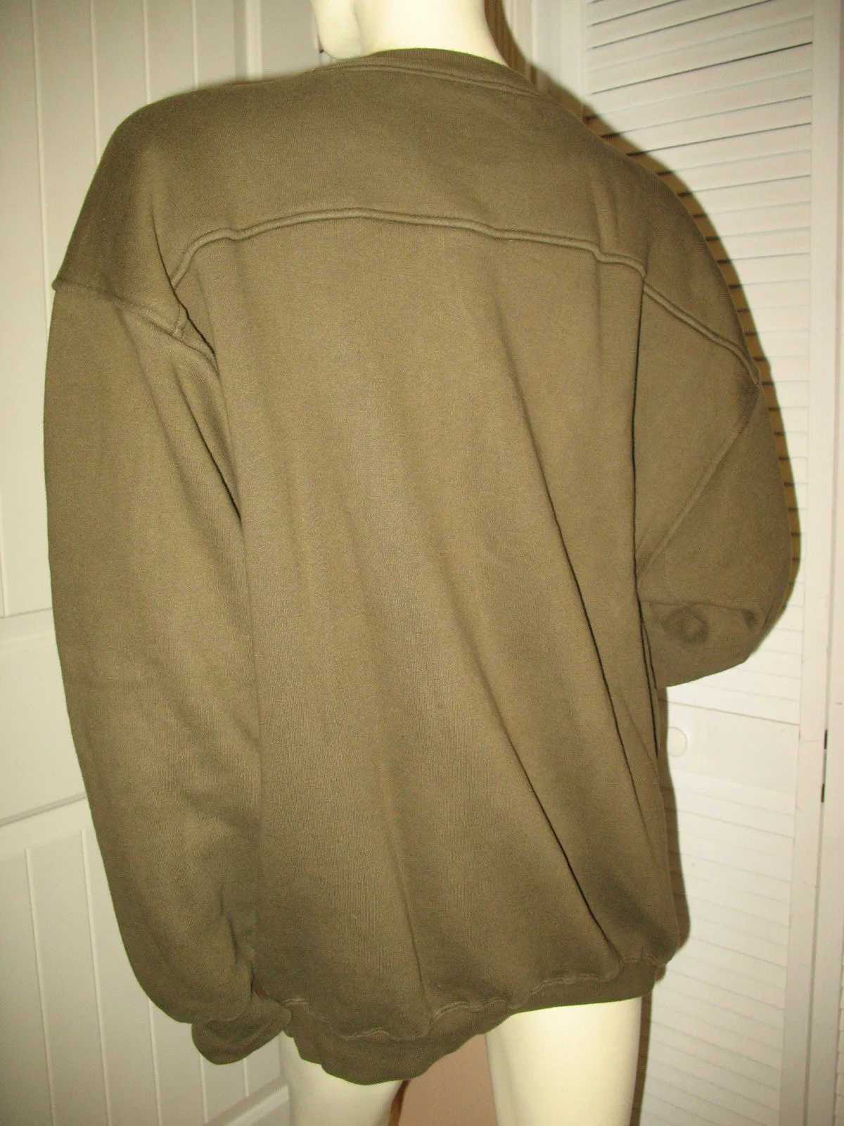 GALT CREW Mens Olive Green Crew Neck Knit Pullover Sweater Wild Animals Wildlife Dolphin Whale Lion Large