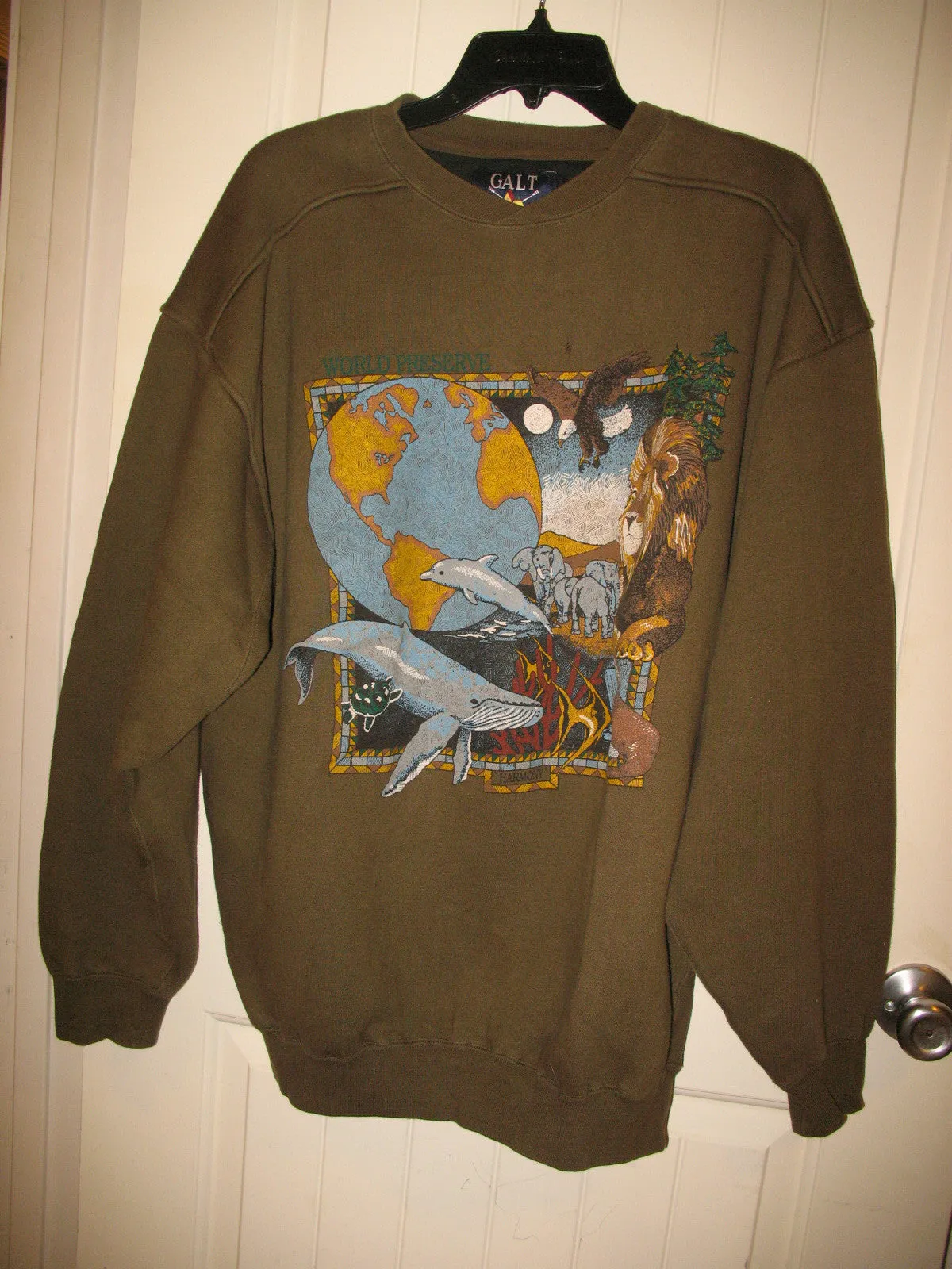 GALT CREW Mens Olive Green Crew Neck Knit Pullover Sweater Wild Animals Wildlife Dolphin Whale Lion Large