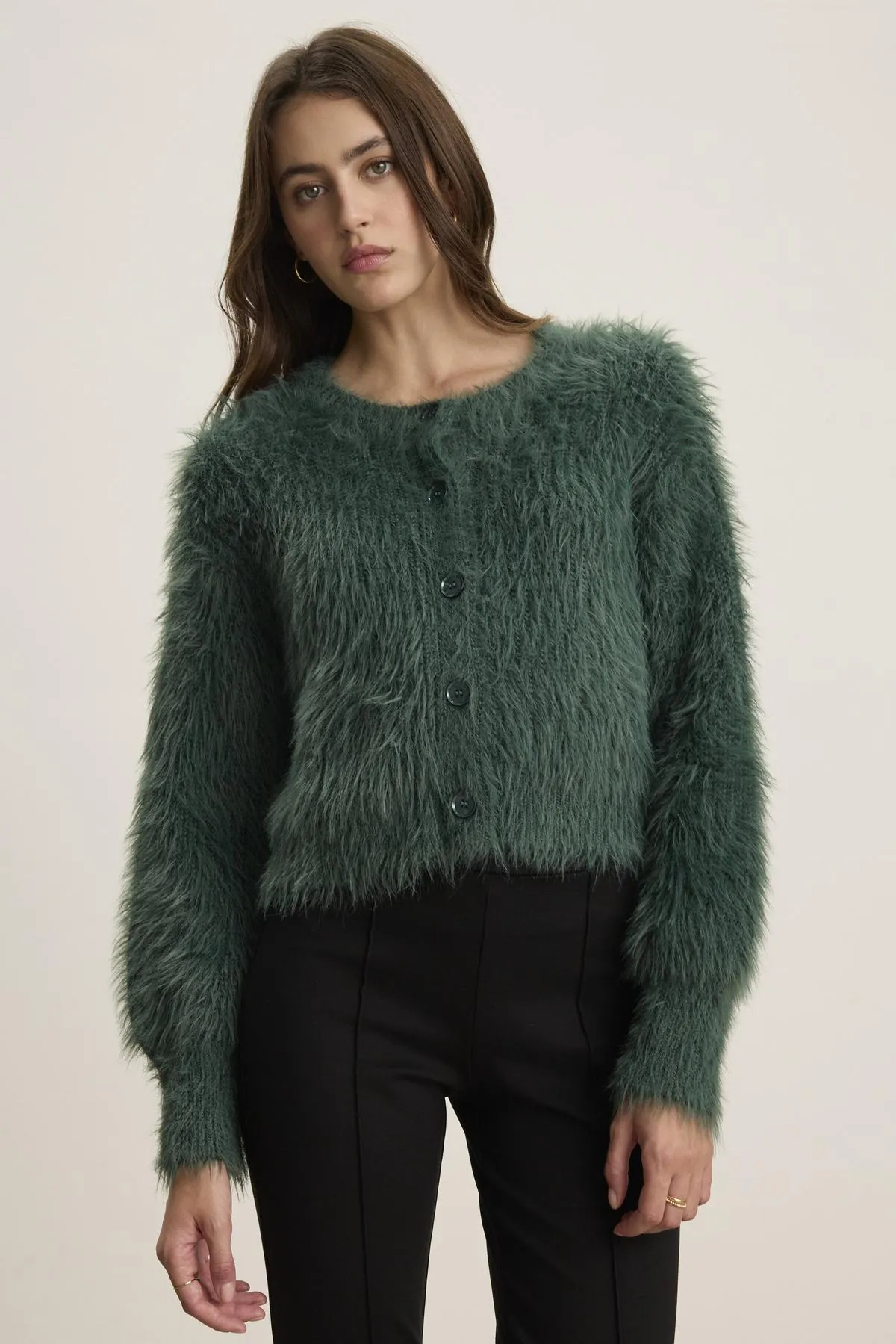 HOLLAND FEATHER YARN CARDIGAN