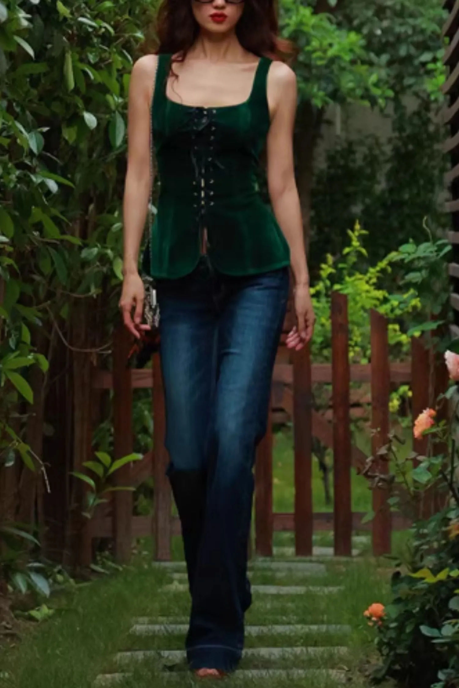 Sleeveless velvet vest with string 5546